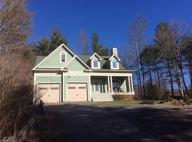 1st image of 11 Bohemian Ln
