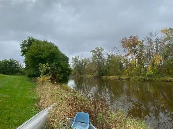 427 River St, Belleville, WI