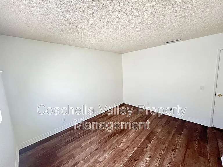 76716 New York Ave — Photo 20