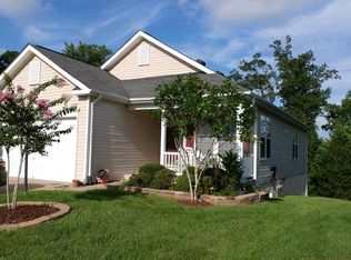 16061 Dancing Leaf Pl, Dumfries, VA 22025