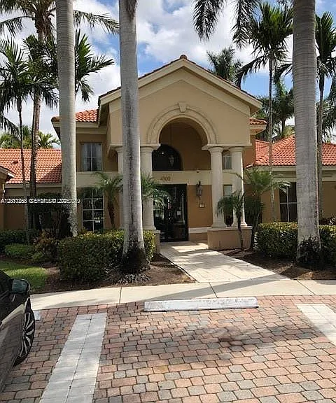 4271 San Marino Blvd #107 — Photo 6