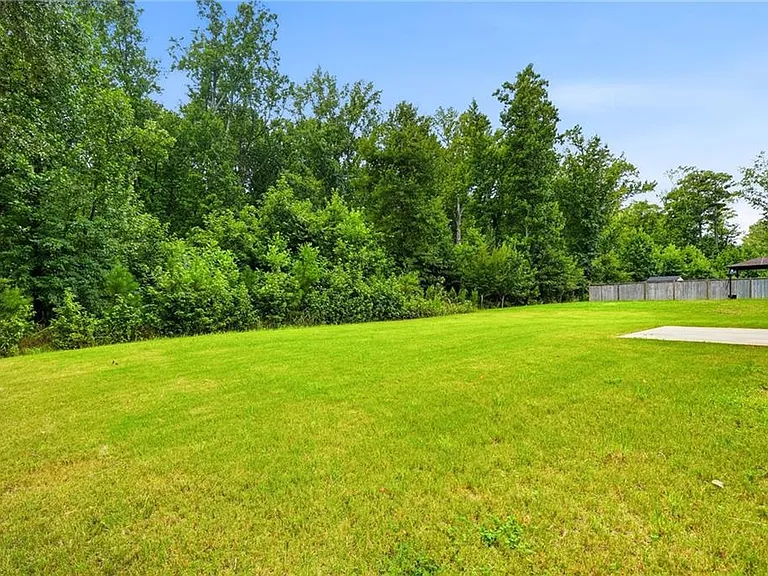 3132 Hawthorn Farm Blvd — Photo 45