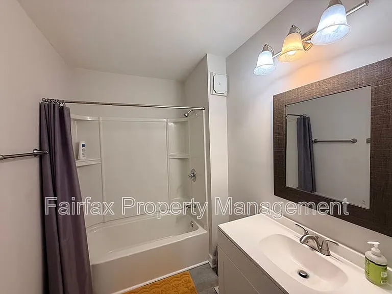 6906 Baywood Dr — Photo 7