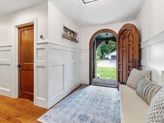 3rd image of 14 Bretton Rd