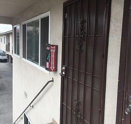 3rd image of 1240 W Gardena Blvd APT 06