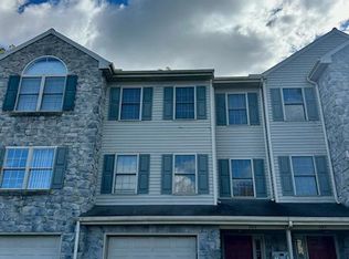 399 Crosswinds Dr, Lititz, PA 17543