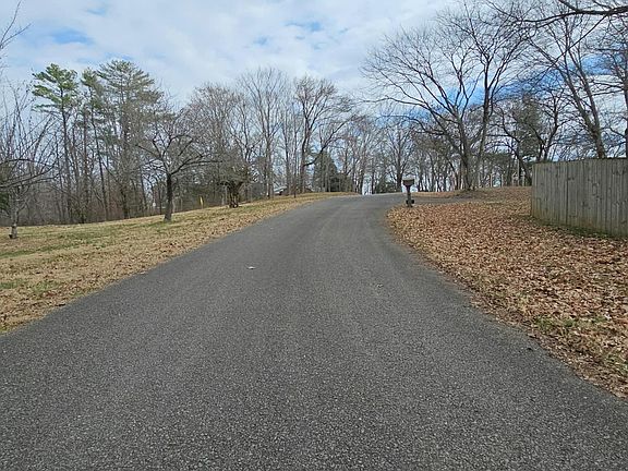 5th image of 276 E Porters Bluff Rd