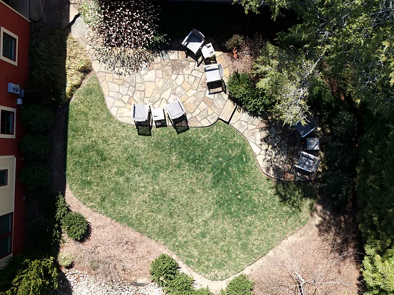 304 Charlotte St #200 — Photo 2