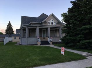 2412 5th St, Peru, IL 61354