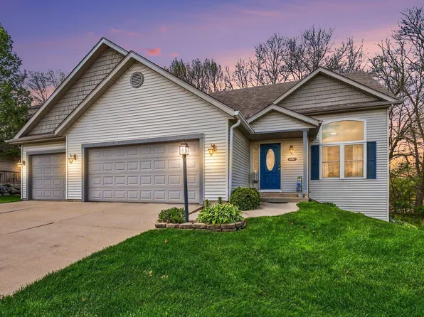53167 Meadowgrass Ln, South Bend, IN 46628