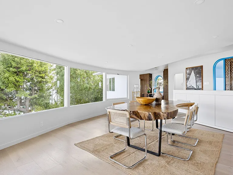 17440 Revello Dr — Photo 13