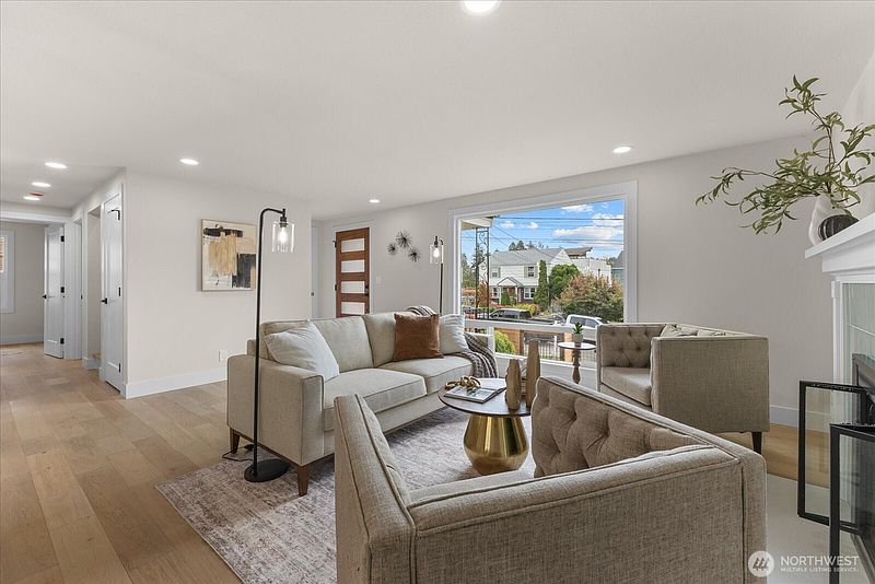 5th image of 3254 NW Market Street