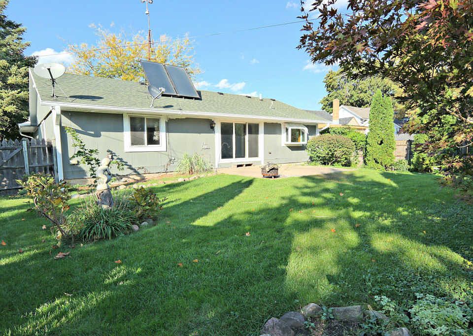 12005 Maple Ave, Hebron, IL 60034 Zillow