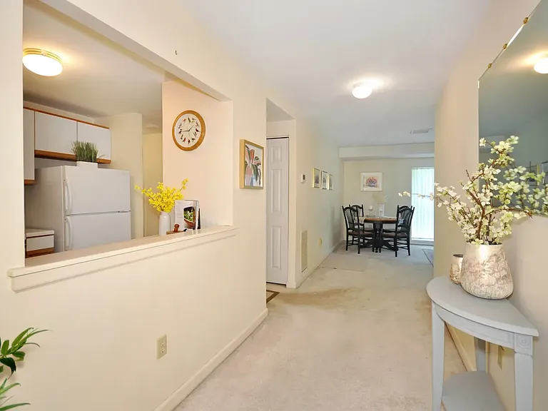 1 Watermill Pl #306 — Photo 13