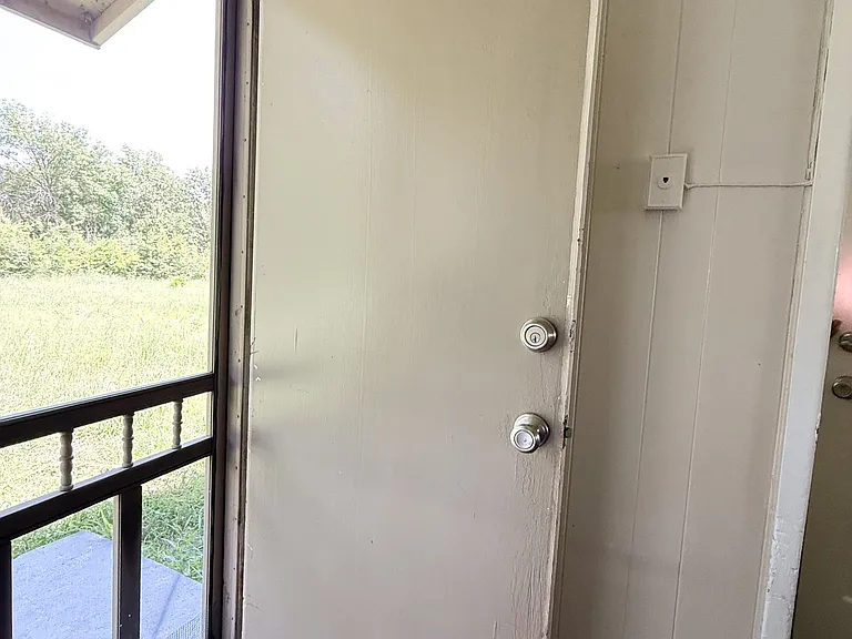 3525 Country Club Rd — Photo 17