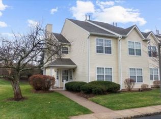 410 Hunt Dr, Milford, NJ 08848
