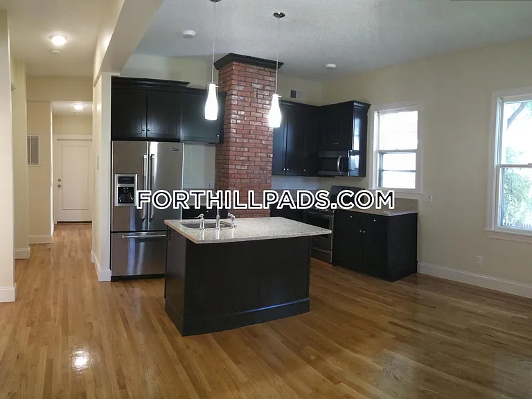 34 Juniper St #1 — Photo 22