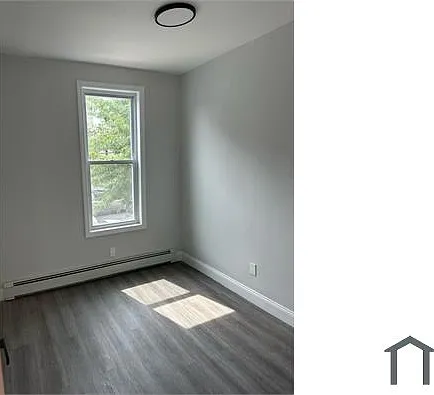 1715 Tenbroeck Ave #2 — Photo 2