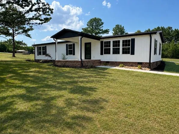 3060 W Sunrise Dr, Dry Fork, VA 24549