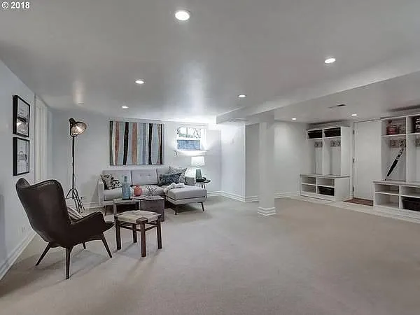 734 NW Marlborough Ave — Photo 20