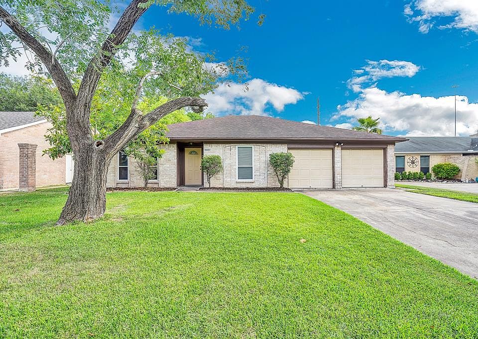 1st image of 22526 Poppyfield Dr