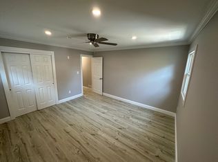 124 Branch Ave, Red Bank, NJ 07701
