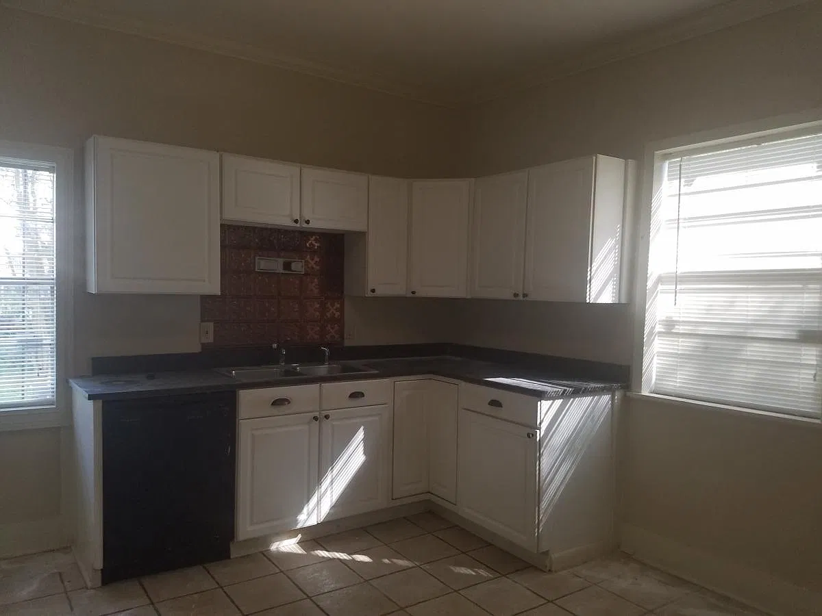 1 bed, 964 sqft, $900 — Photo 2