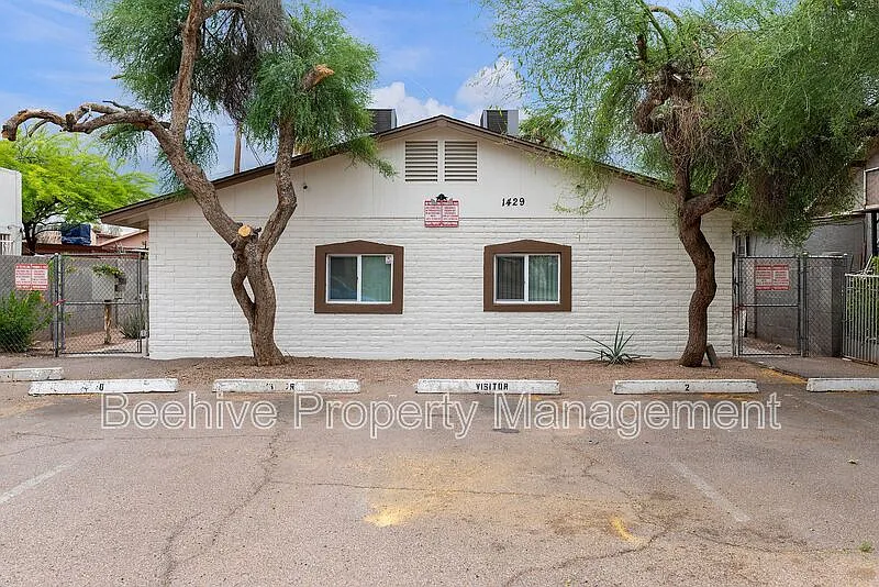1429 E Fillmore St #7
