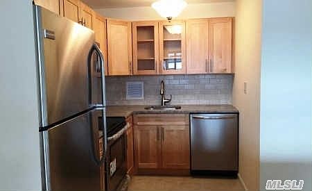 2nd image of 16640 Powells Cove Blvd APT 7C