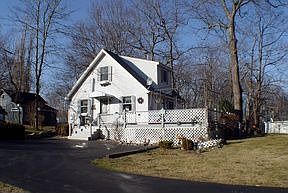 2nd image of 10 Ray Ave