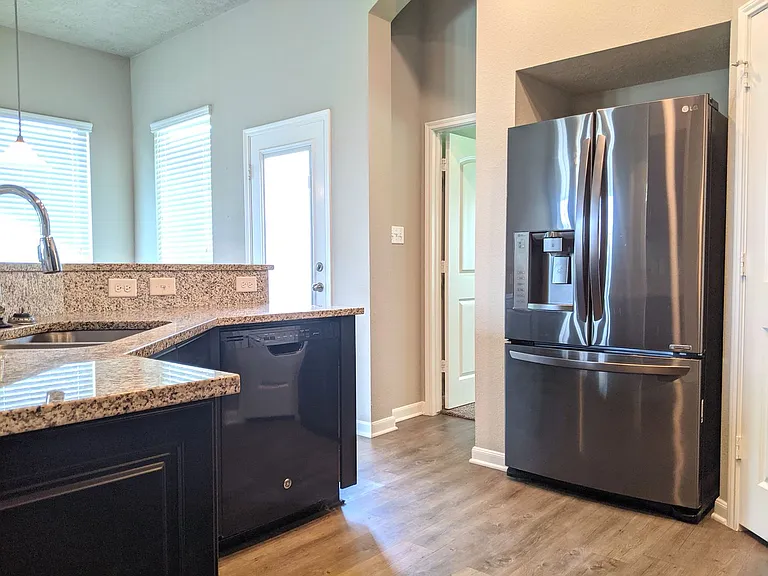 2040 Sorrento Ct — Photo 6