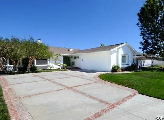 4th image of 3234 Deluna Dr