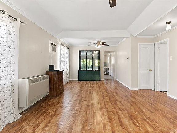 4th image of 2734 Benedict St