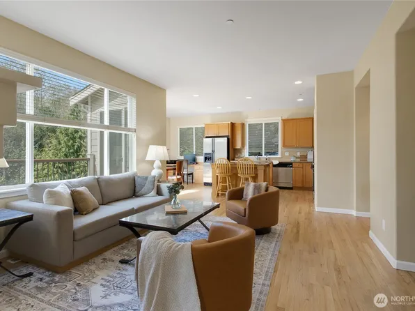 2023 Kennewick Place NE, Renton, WA 98056