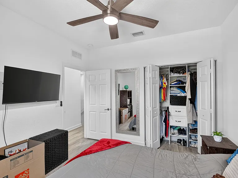 10139 Wellington Parc Dr — Photo 23