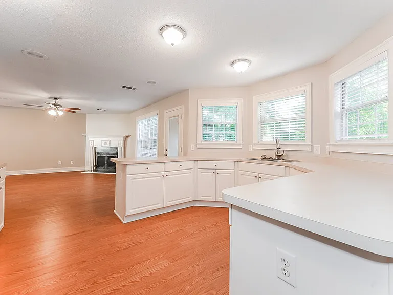 21 Arbor Cove Dr — Photo 7