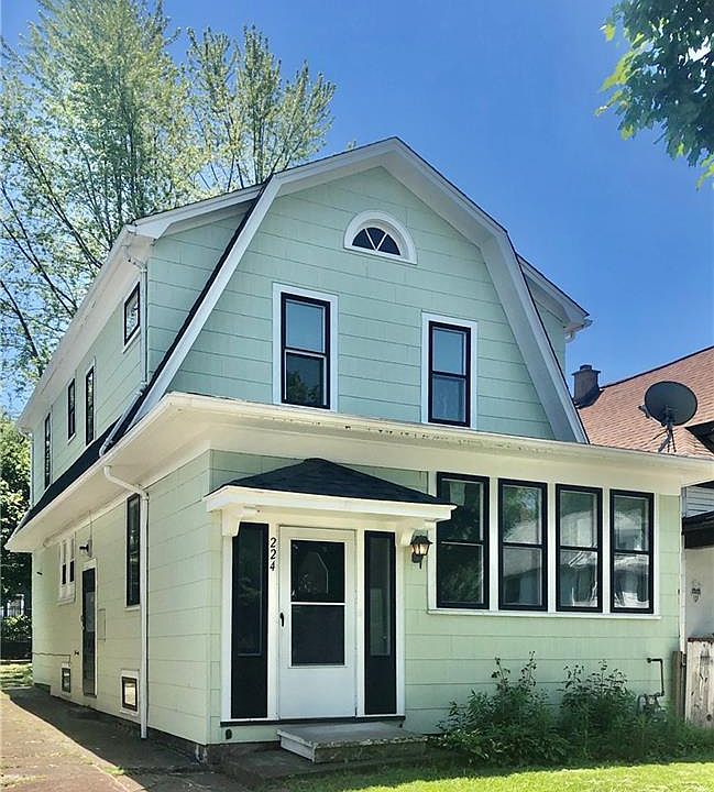 1st image of 224 Heath St