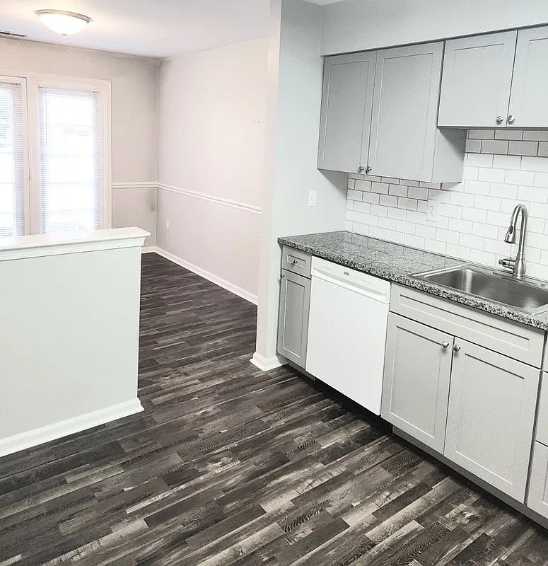 2 bed, 2.5 bath, 1290 sqft, $2,900 — Photo 4