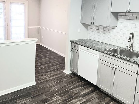 4th image of 104 Pertwood Ct
