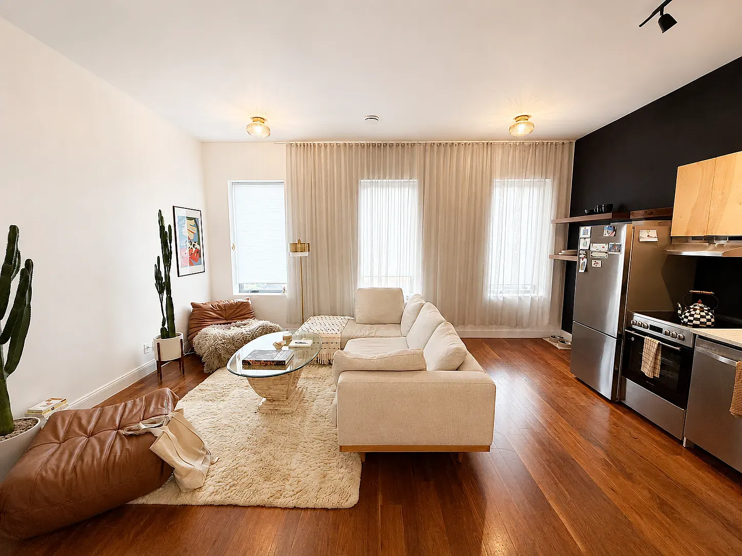 21 Greenpoint Avenue — Photo 2