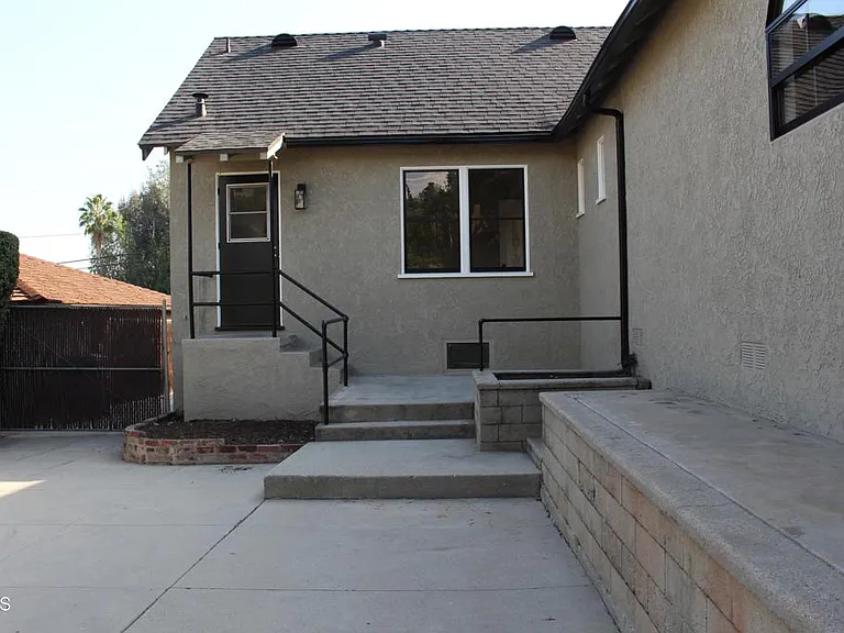 6279 Church St — Photo 44