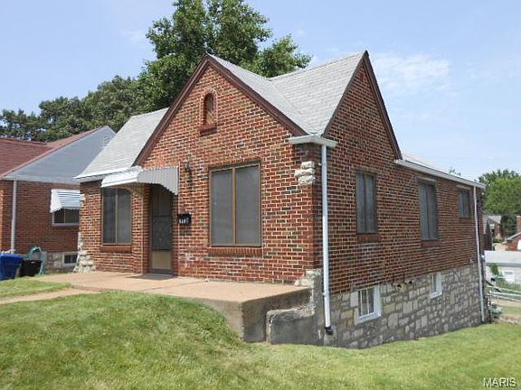 3rd image of 501 Kingston Dr