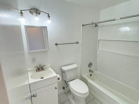 5th image of 2345 Minor Ave E APT 21