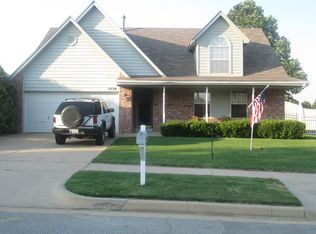 2220 W Ocala St, Broken Arrow, OK 74011