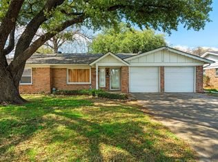 2021 David Dr, Fort Worth, TX 76111