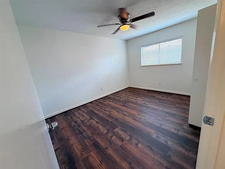 4026 Coltwood Dr — Photo 20