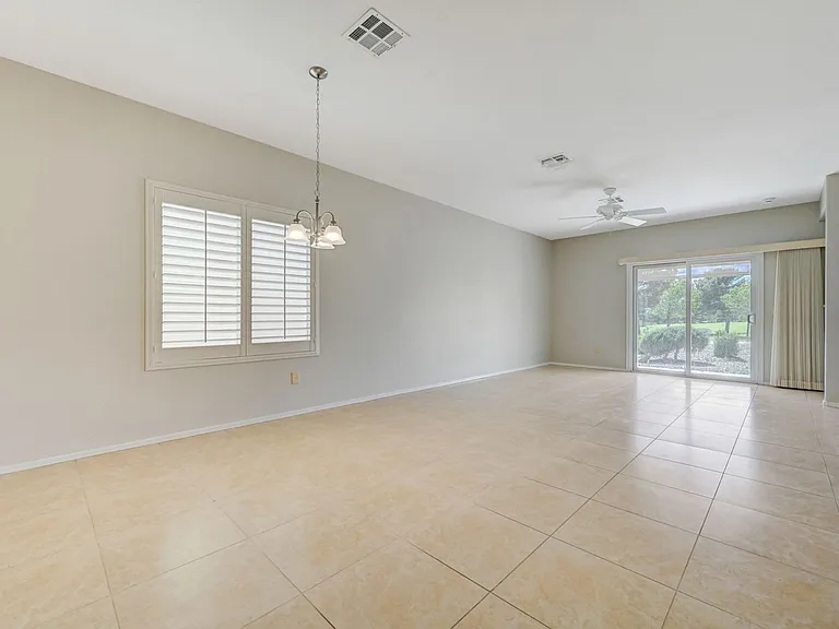 7925 Fantail Dr — Photo 4