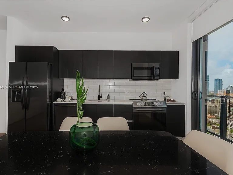 398 NE 5th St #2301 — Photo 10