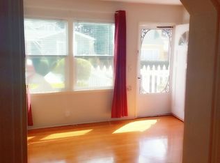 490 Park Ave, Laguna Beach, CA 92651