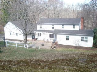 241 Hoop Pole Hill Rd, Woodbury, CT 06798